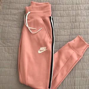 Nike Joggers